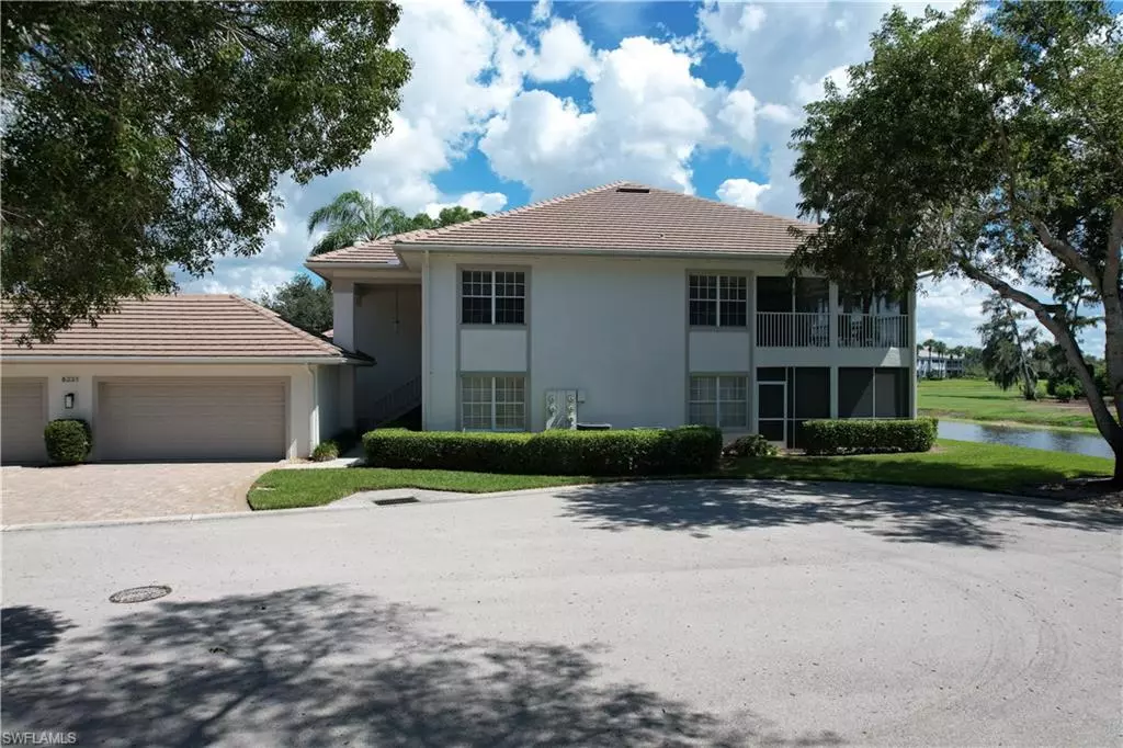 Estero, FL 33967,8221 Grand Palm DR S #3