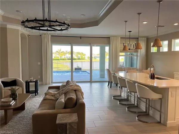 Naples, FL 34114,301 Spiaggio CT