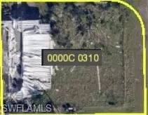 12081 Live Oak DR, Fort Myers, FL 33908