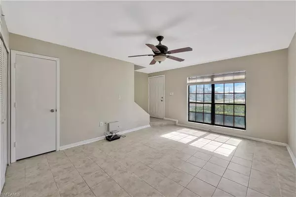 Marco Island, FL 34145,146 Clyburn WAY W #I-6