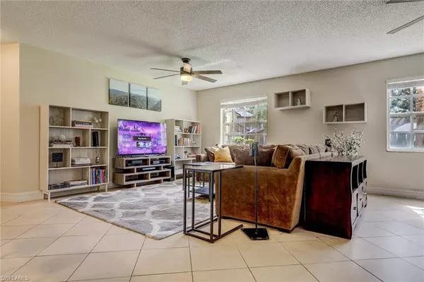 Naples, FL 34109,9629 Crescent Garden DR ##H-101