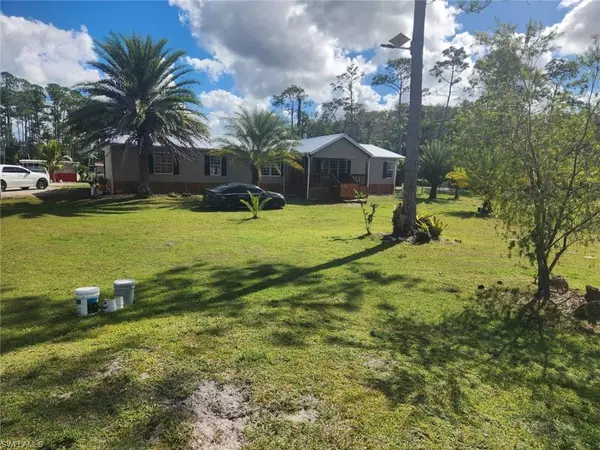 Labelle, FL 33935,1216 Pine AVE