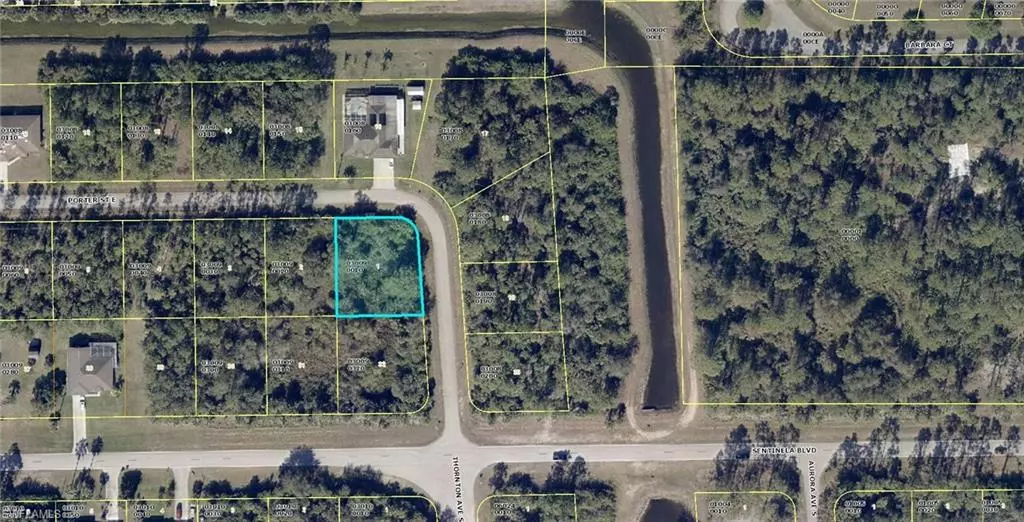 880 Porter ST E, Lehigh Acres, FL 33974