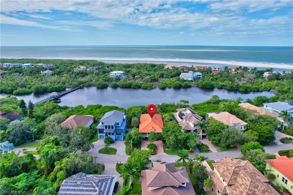 Marco Island, FL 34145,842 Hideaway CIR W