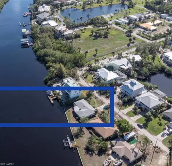 Bonita Springs, FL 34134,3796 Riviera CIR