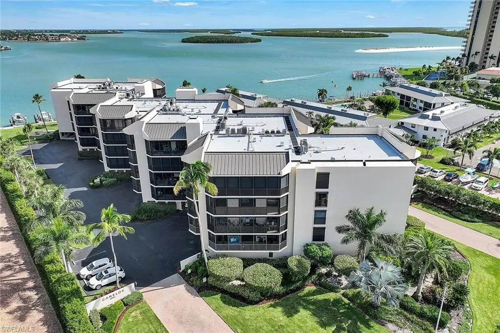 Marco Island, FL 34145,961 Collier CT #309