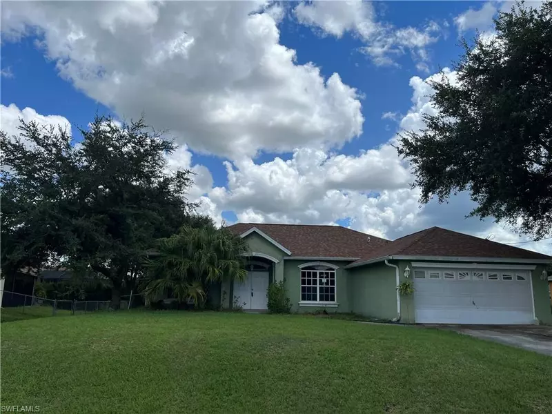 717 Fargo DR, Fort Myers, FL 33913