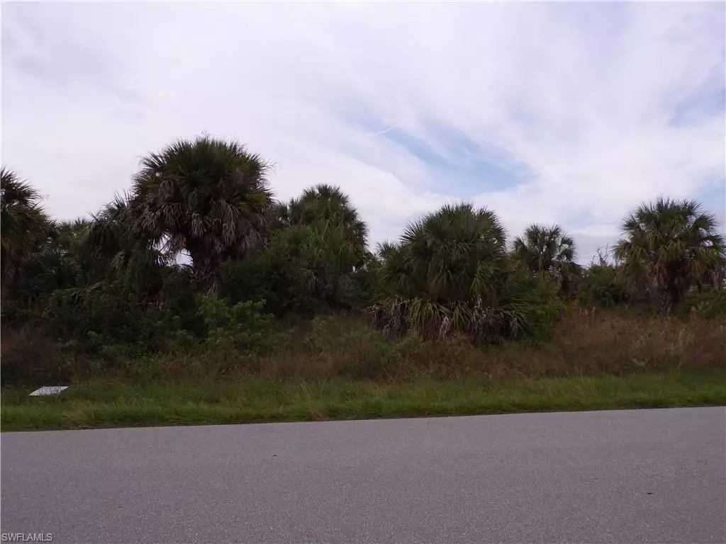 Port Charlotte, FL 33953,2375 McPhearson DR