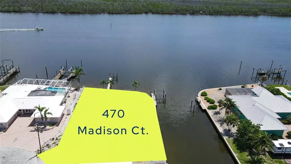 470 Madison CT, Fort Myers Beach, FL 33931