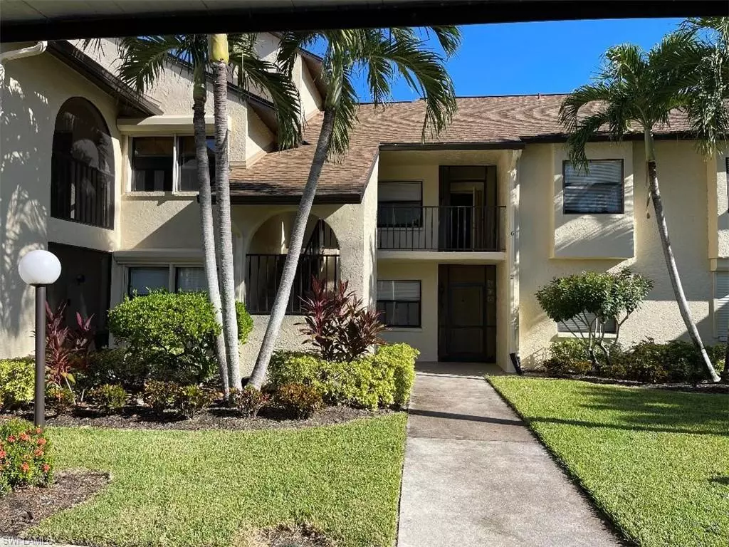 Fort Myers, FL 33919,8655 Charter Club CIR #6