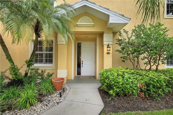 Naples, FL 34119,8310 Big Acorn CIR #1002