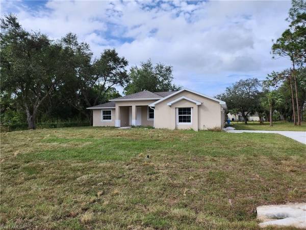 325 Hamilton AVE, Lehigh Acres, FL 33936