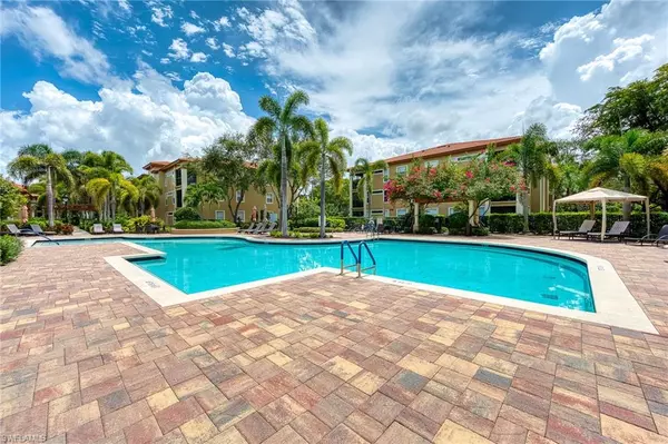 Bonita Springs, FL 34135,8851 Colonnades CT W #133