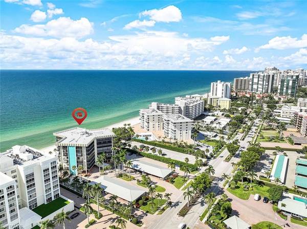 3399 Gulf Shore BLVD N #607, Naples, FL 34103