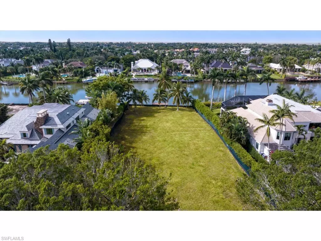 Naples, FL 34102,1144 Galleon DR