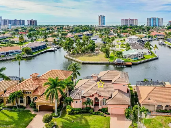 Marco Island, FL 34145,240 Copperfield CT