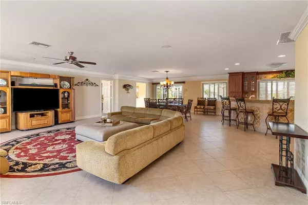 Port Charlotte, FL 33952,274 George RD SE