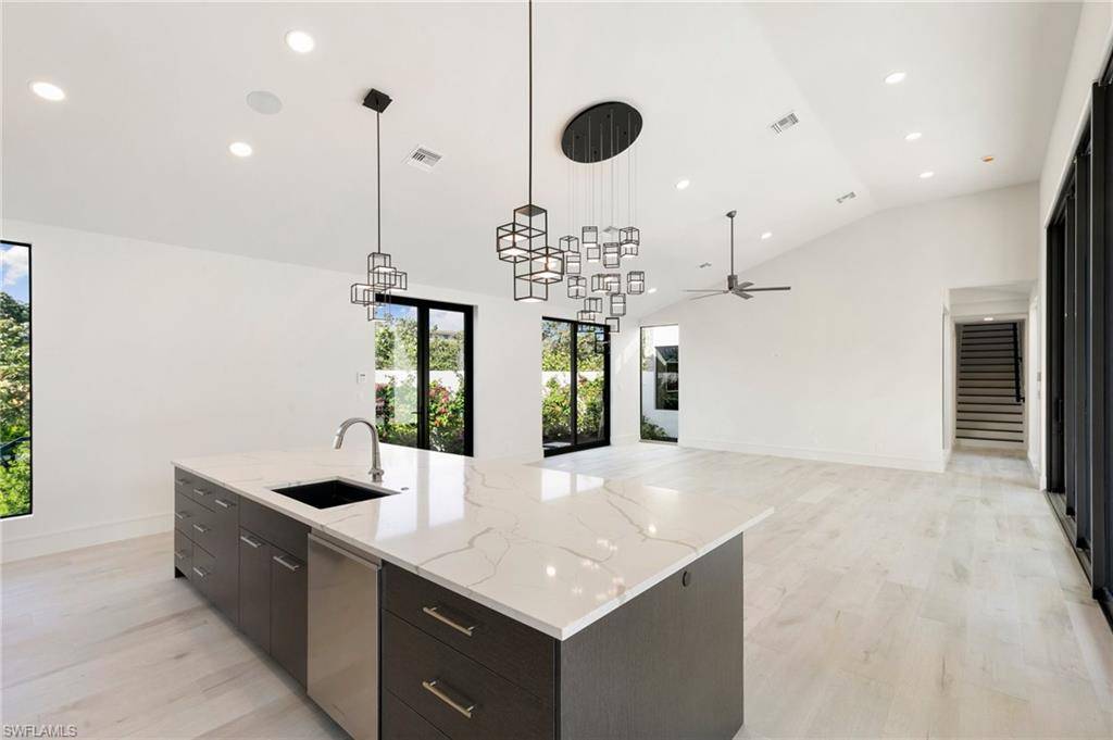 Marco Island, FL 34145,122 Sea Lavender LN