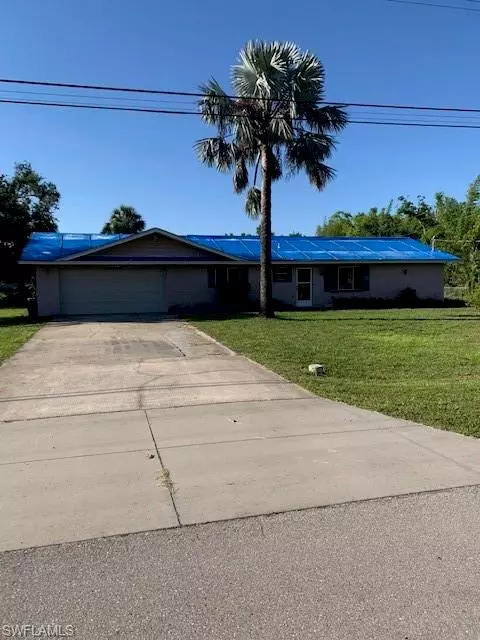 1605 Winston RD,  North Fort Myers,  FL 33917