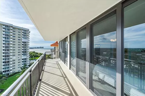 Marco Island, FL 34145,180 Seaview CT #1000