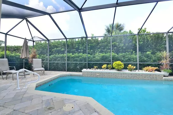 Naples, FL 34110,16208 Parque LN