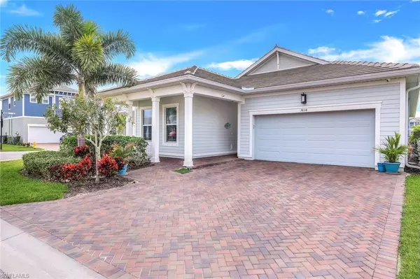 Naples, FL 34120,3834 Helmsman DR