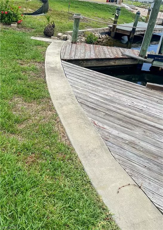 Fort Myers Beach, FL 33931,17660 Stevens BLVD