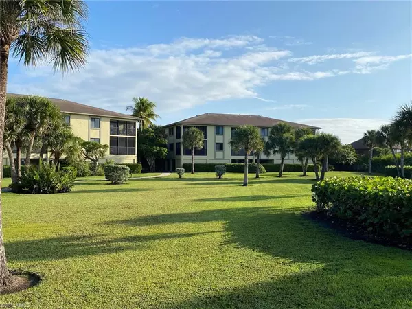 Sanibel, FL 33957,1919 Olde Middle Gulf DR #103