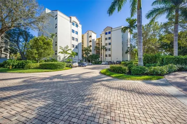 6500 Valen WAY #A-303, Naples, FL 34108