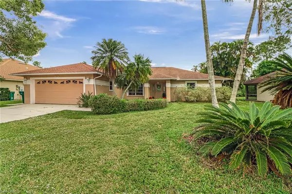 548 Ibis WAY, Naples, FL 34110