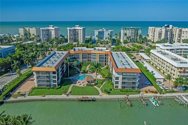 2900 Gulf Shore BLVD N #414, Naples, FL 34103