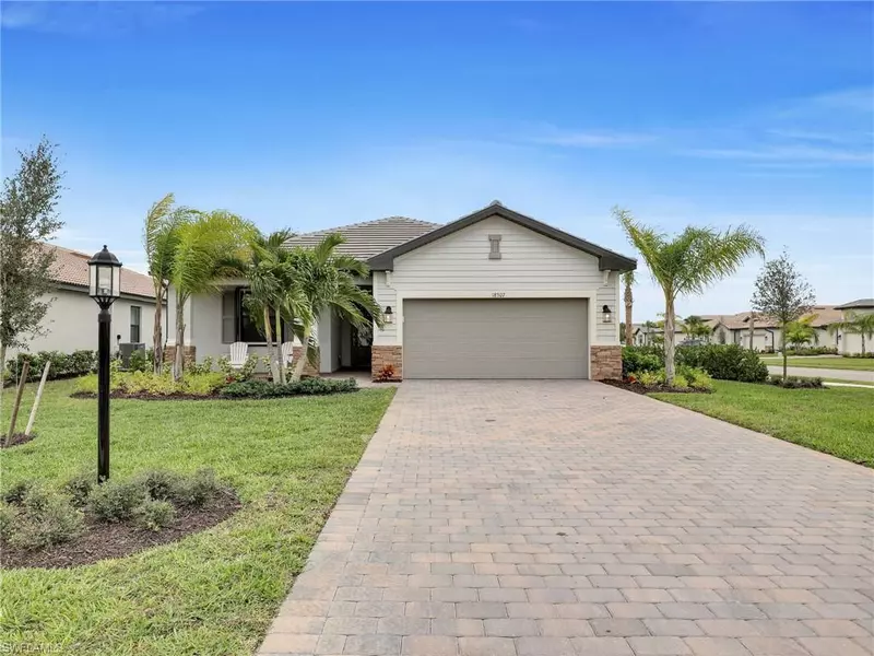 18307 Ridgeline DR, Estero, FL 33928