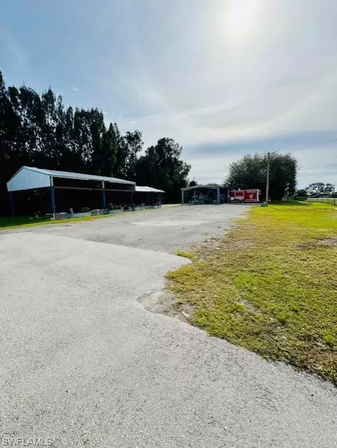 Felda, FL 33930,15795 S SR29 RD