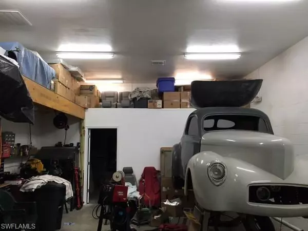 Cape Coral, FL 33909,326 NE 3rd AVE