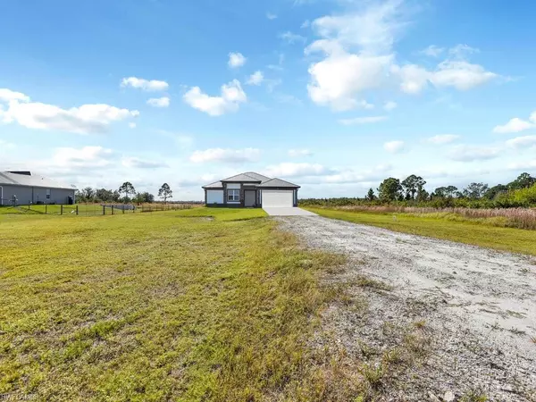 Labelle, FL 33935,1252 Wren ST