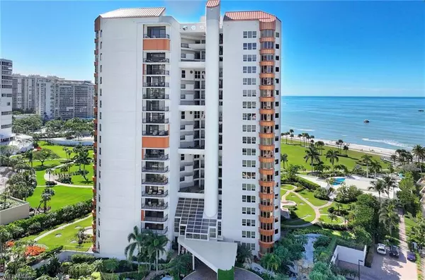 4251 Gulf Shore Blvd N BLVD N #8C, Naples, FL 34103