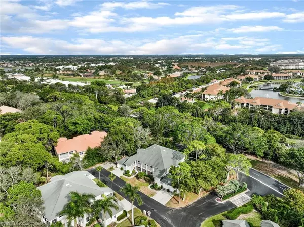 Naples, FL 34110,15116 Royal Fern CT #B-200