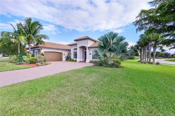 Bonita Springs, FL 34135,17041 Cherrywood CT