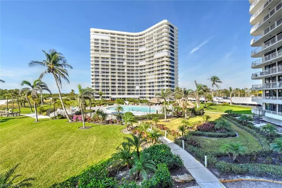 260 SEAVIEW CT #210, Marco Island, FL 34145