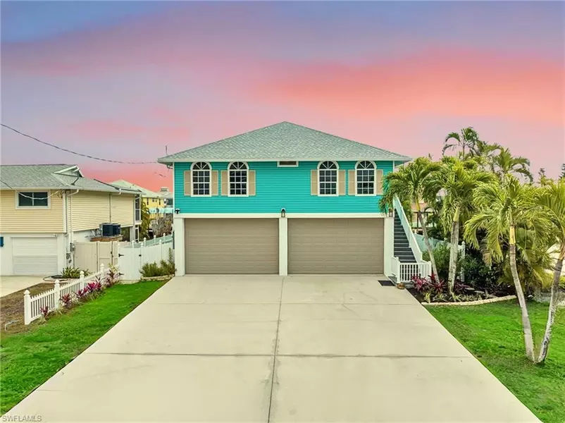 210 Curlew ST, Fort Myers Beach, FL 33931