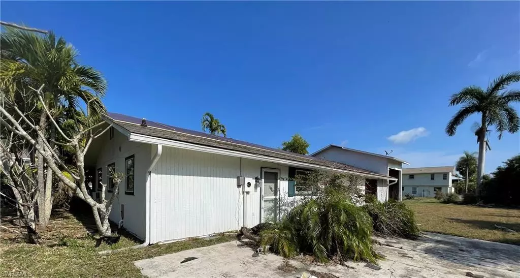 7211 Orange AVE, Bokeelia, FL 33922