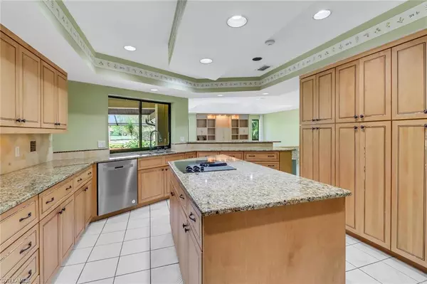 Naples, FL 34119,13187 White Violet DR