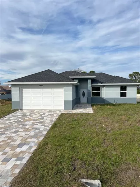 2612 19th ST SW, Lehigh Acres, FL 33976