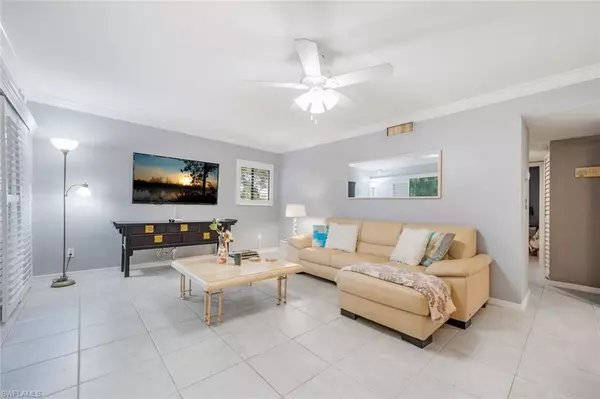 Naples, FL 34108,586 Beachwalk CIR #O-101