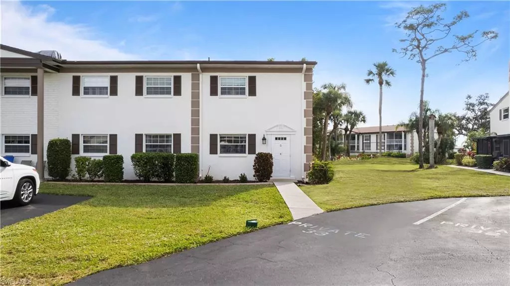 7031 New Post DR #4, North Fort Myers, FL 33917