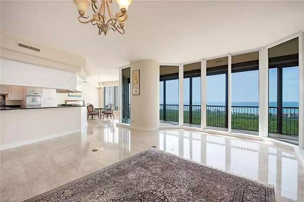 Naples, FL 34108,7575 Pelican Bay BLVD #1902