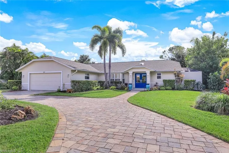 2113 Imperial Golf Course BLVD, Naples, FL 34110