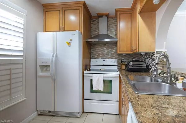 Cape Coral, FL 33914,4514 SW 8th PL #9