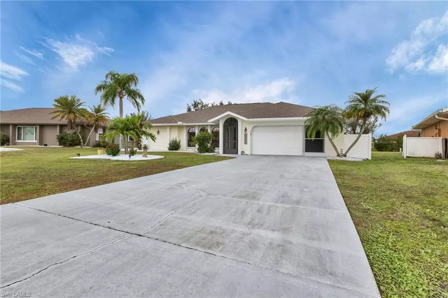 443 Londrina DR, Punta Gorda, FL 33983