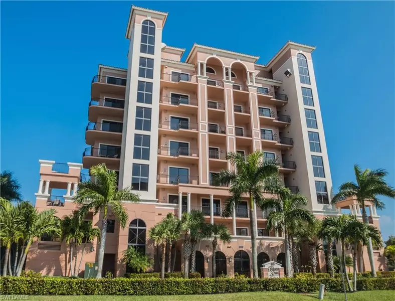 10620 Gulf Shore DR #602, Naples, FL 34108